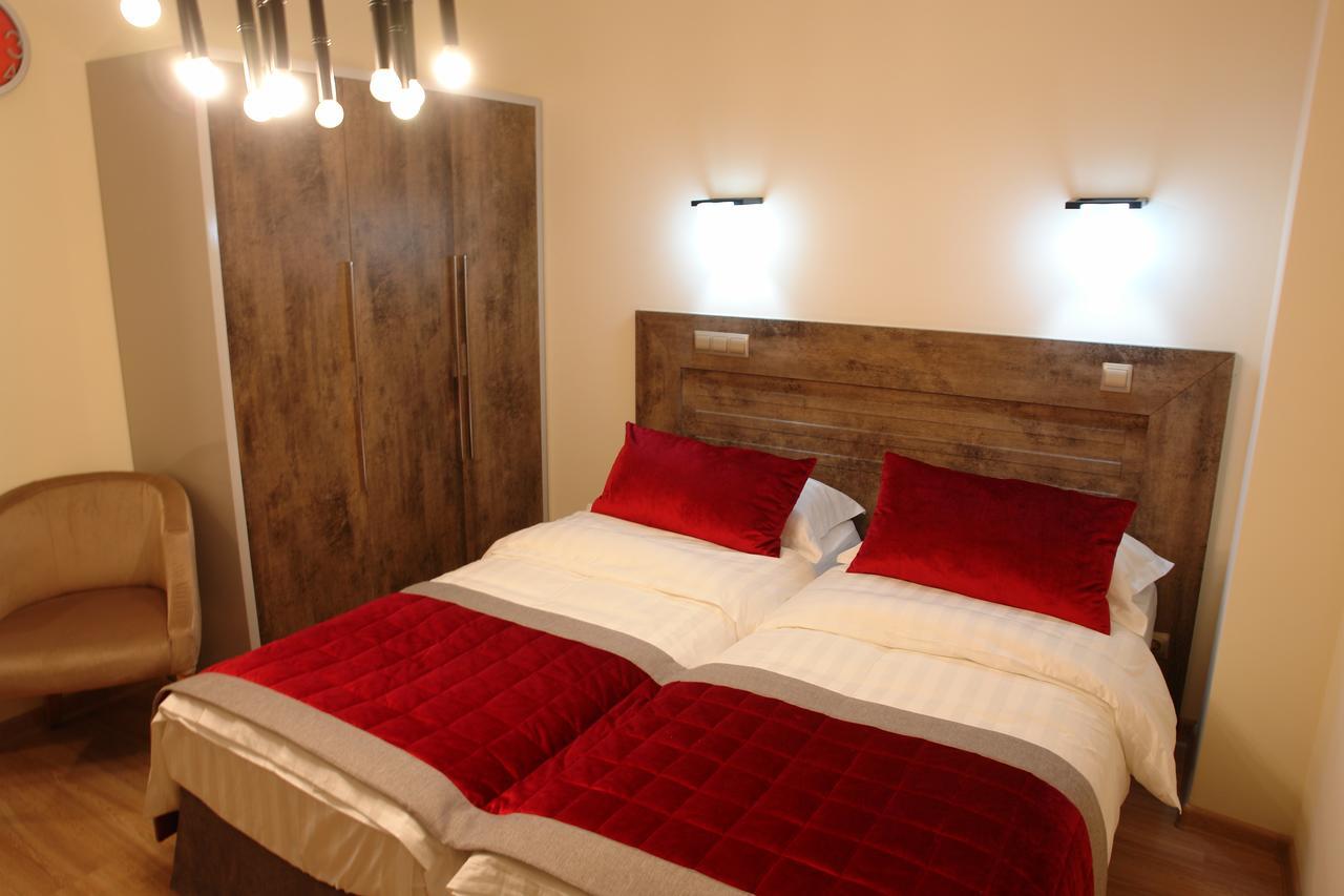 אסטנה Grace Point Hotel מראה חיצוני תמונה
